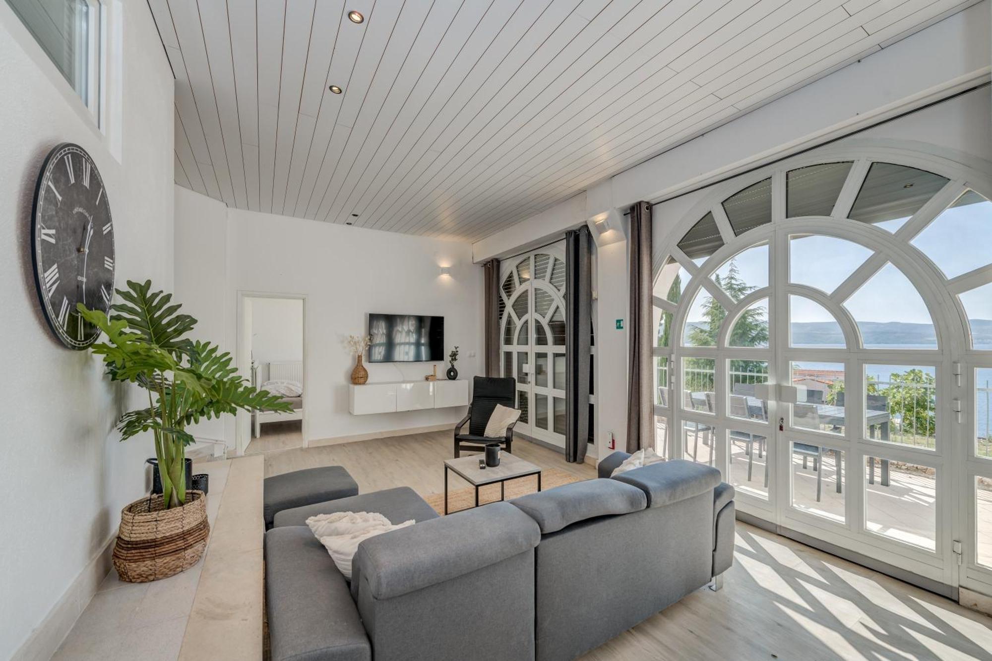 אומיס Apartments With Pool Vrdoljak חדר תמונה